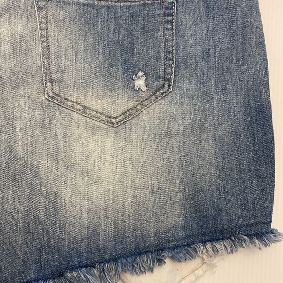 Destructed Jean Cut-Off Shorts. NWOT - Picture 10 of 10